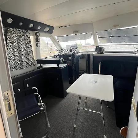 船屋 Bateau 乐巴凯尔斯